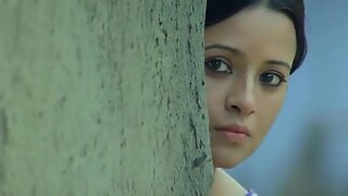 Sexy Sccene of Gangs Of Wasseypur